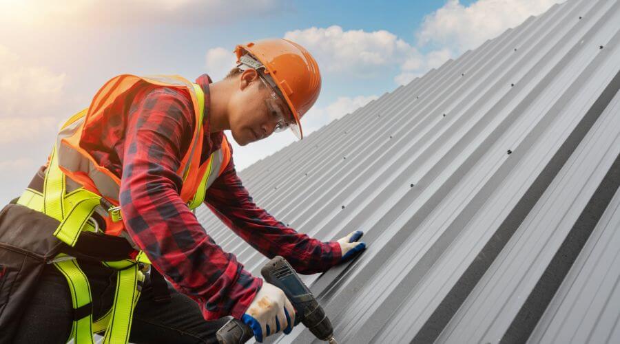 Expert tile roof repair services in Libertyville, IL